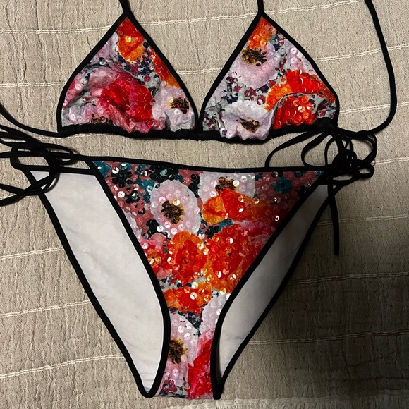 Clover Canyon Bikini Set - Picture 4 of 4